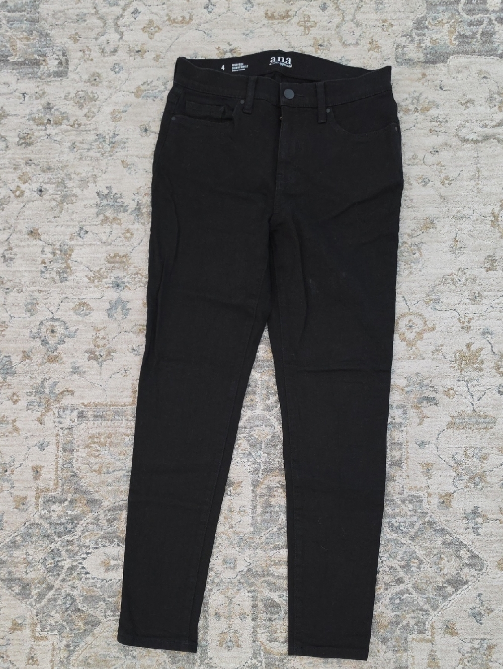 a.n.a Black Skinny Jeans - Women's Classic Fit